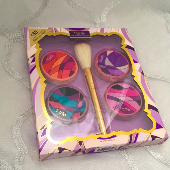 tarte Other - Tarte blush set with brush